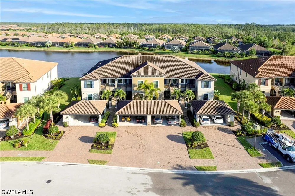 Benvenuto Court #201 Naples, FL 34119