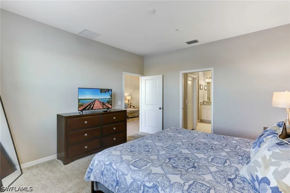Benvenuto Court #201 Naples, FL 34119