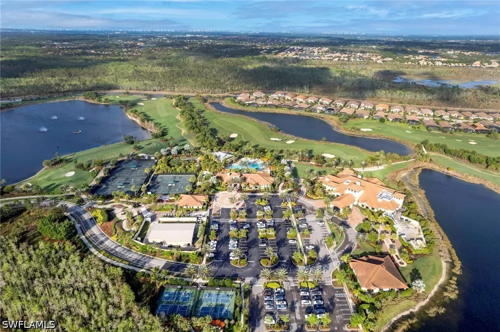 Benvenuto Court #201 Naples, FL 34119