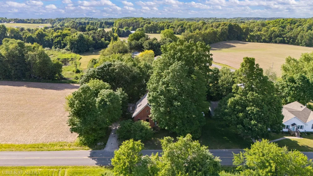 1055 Mount Tabor Road Buchanan, MI 49107