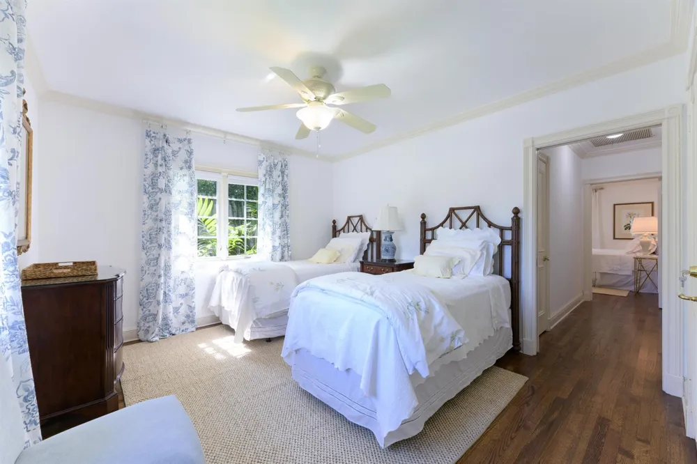 201 Pendleton Avenue Palm Beach, FL 33480