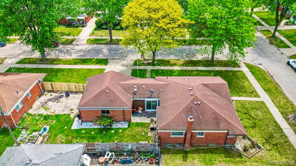 28326 Alden Street Madison Heights City, MI 48071