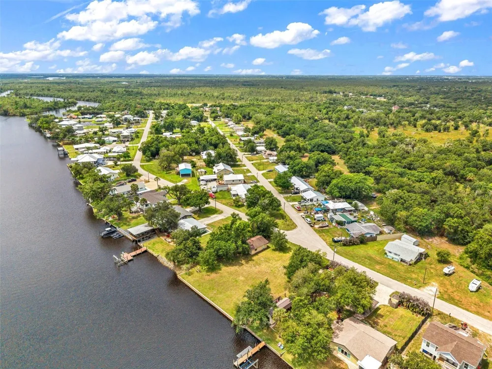 10082 SW RIVERVIEW CIRCLE Arcadia, FL 34269