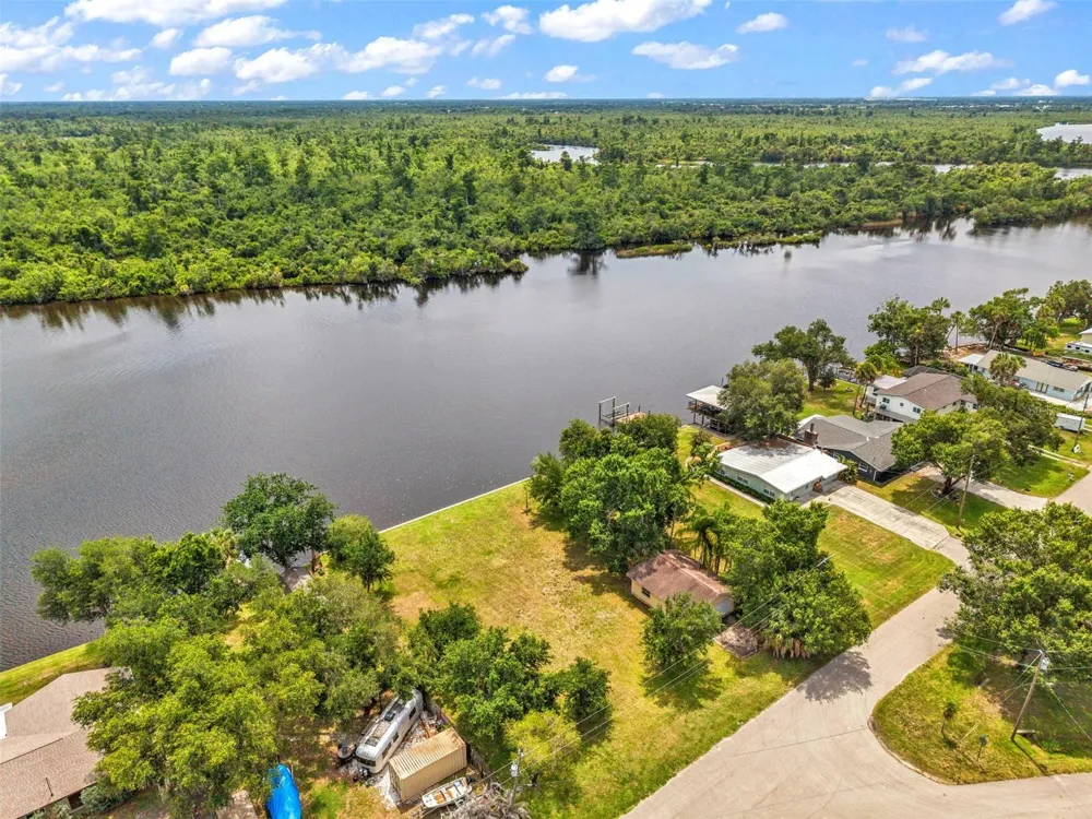 10082 SW RIVERVIEW CIRCLE Arcadia, FL 34269