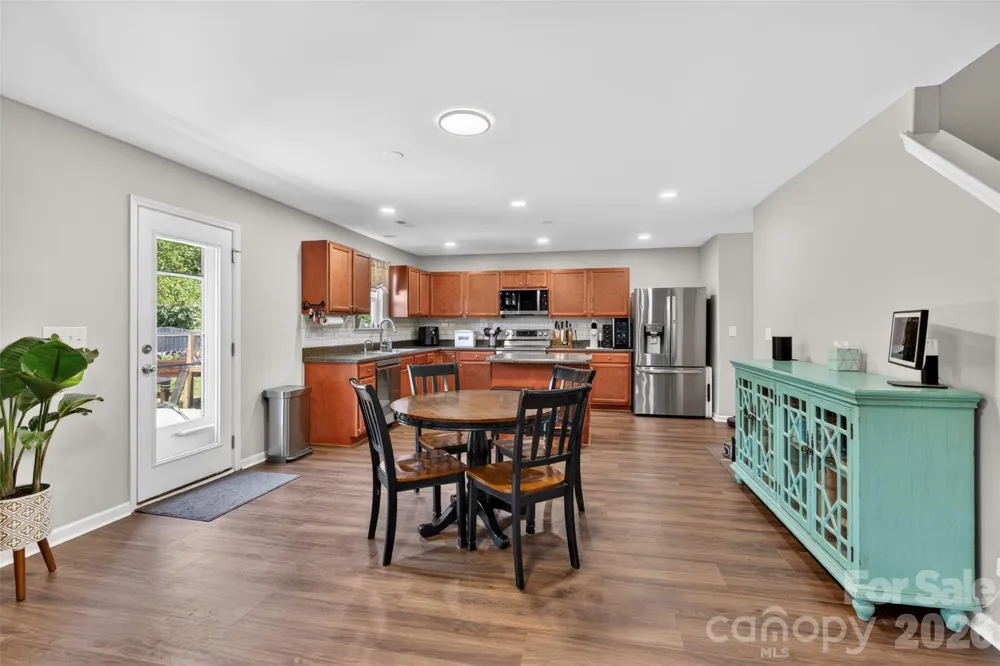 1200 Catawba Run Lowell, NC 28098