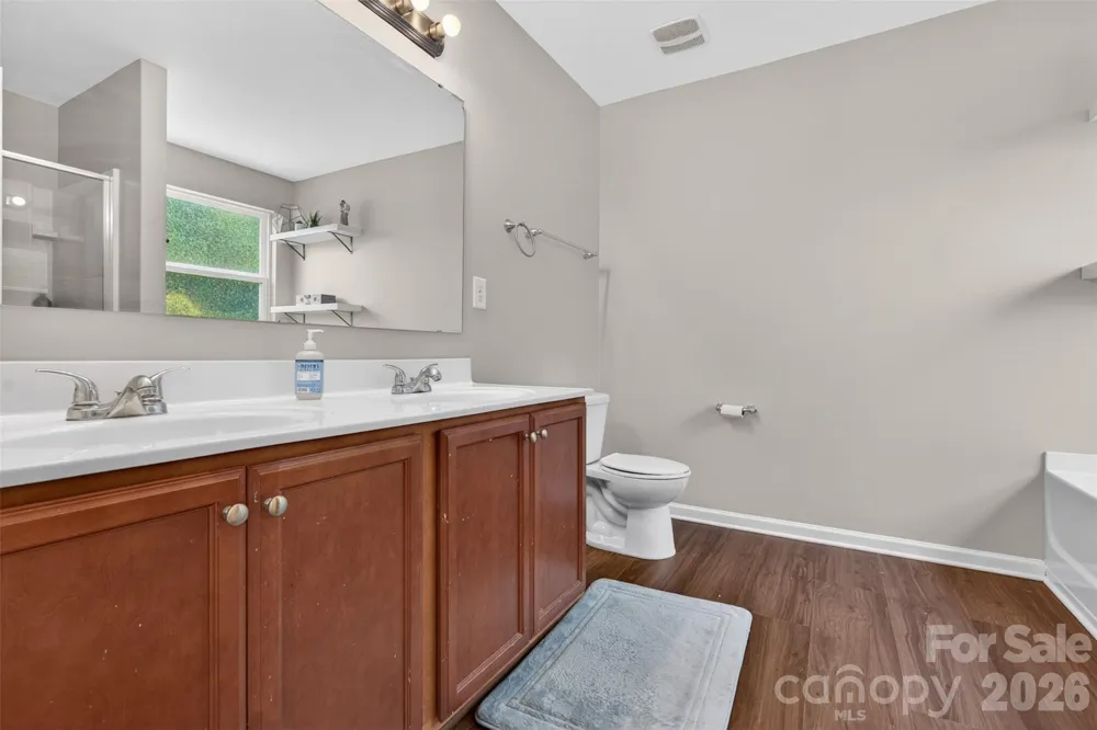 1200 Catawba Run Lowell, NC 28098