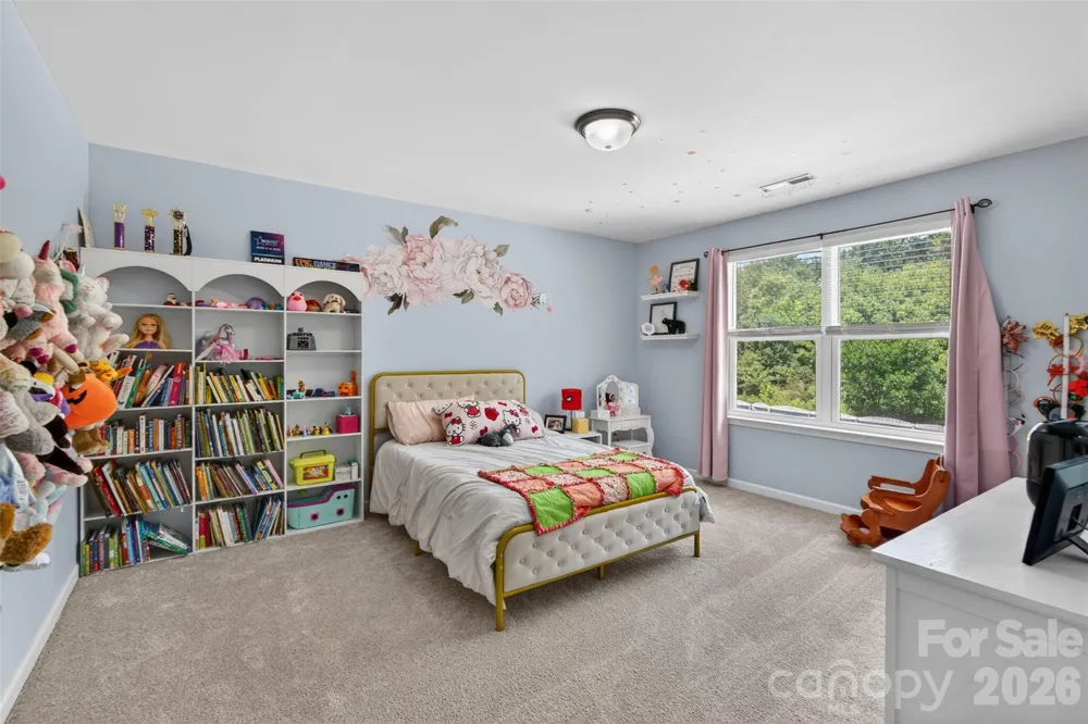 1200 Catawba Run Lowell, NC 28098