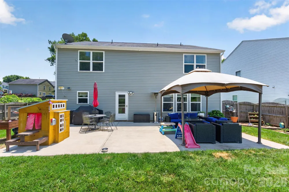 1200 Catawba Run Lowell, NC 28098