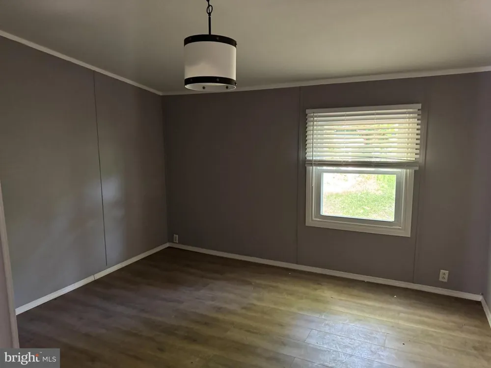 15 SCHOOL ST Barnesville, PA 18214