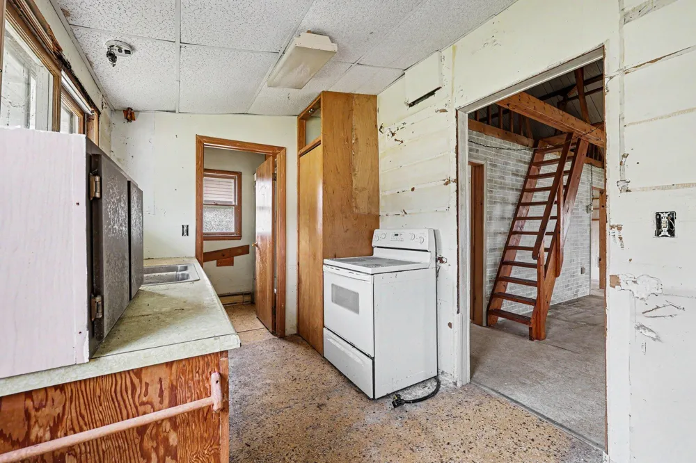 11968 Elmdale Drive Manchester, MI 48158