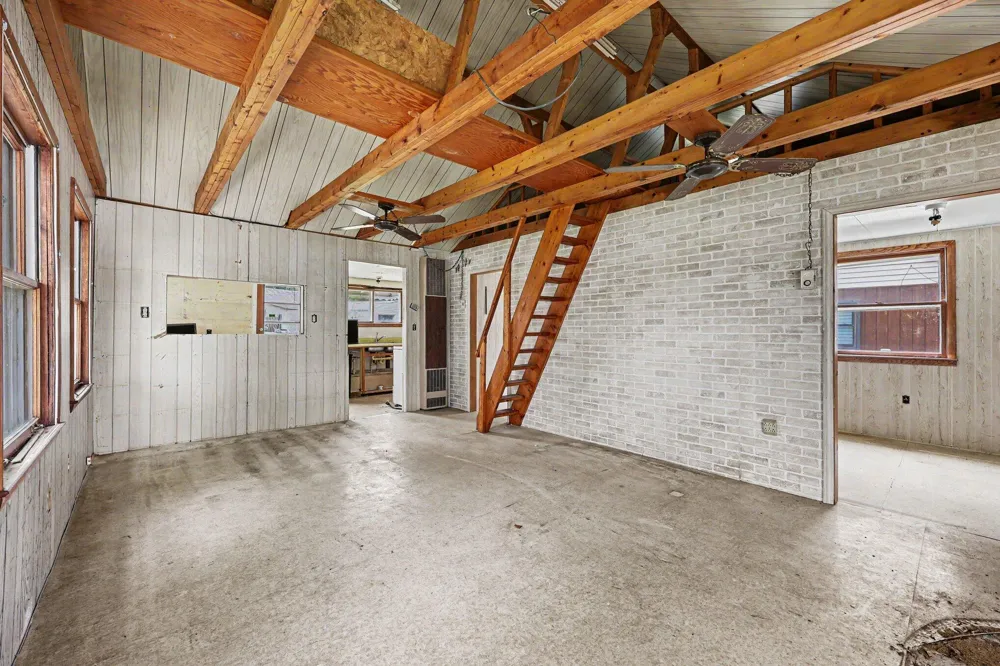 11968 Elmdale Drive Manchester, MI 48158
