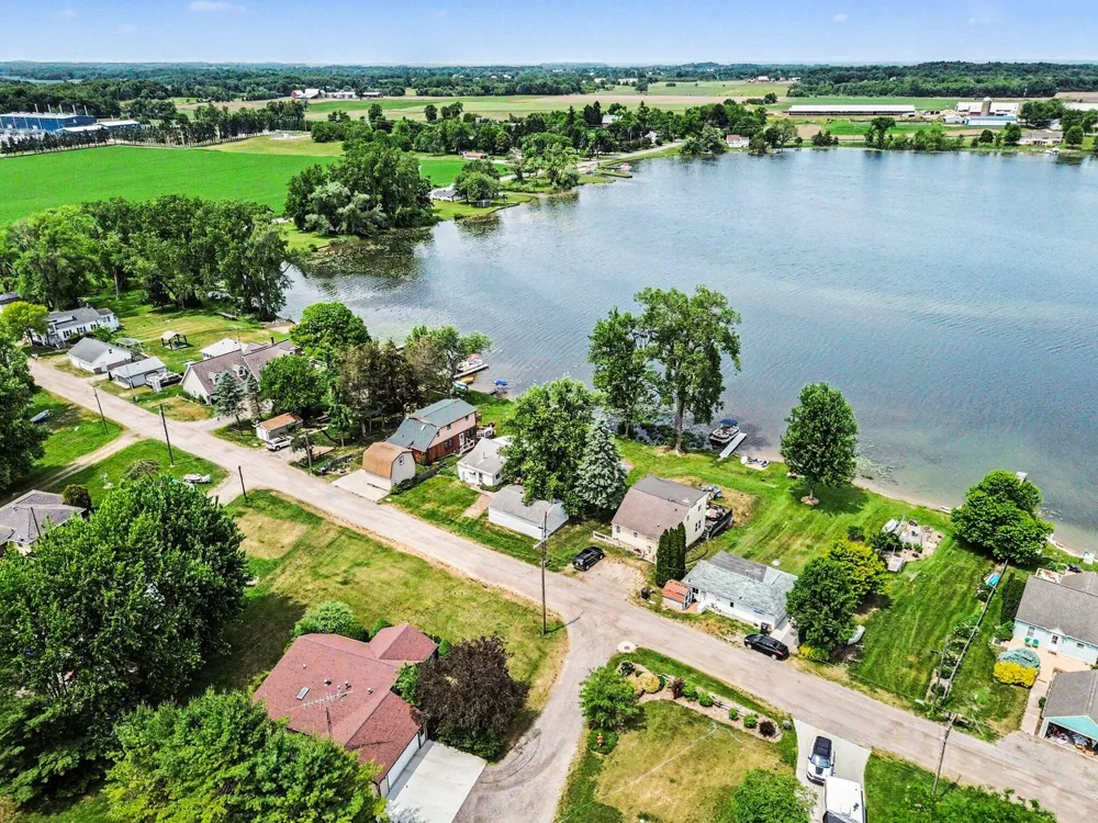 11968 Elmdale Drive Manchester, MI 48158