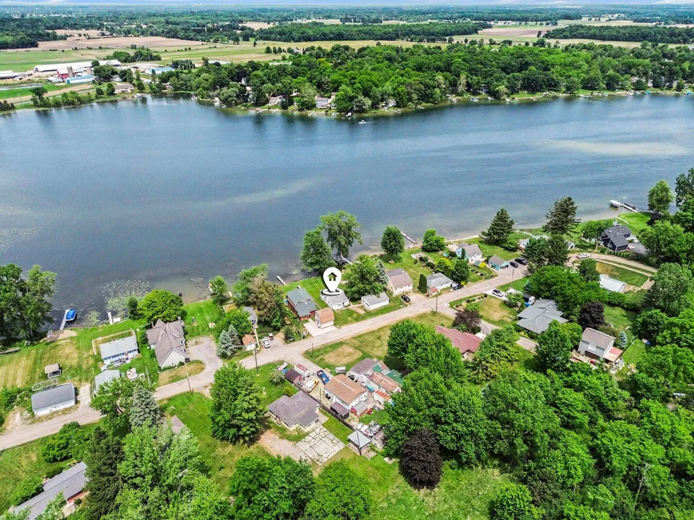 11968 Elmdale Drive Manchester, MI 48158