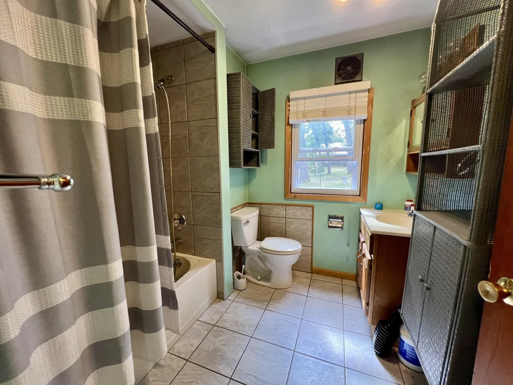 7832 E US Highway 10 Branch, MI 49402