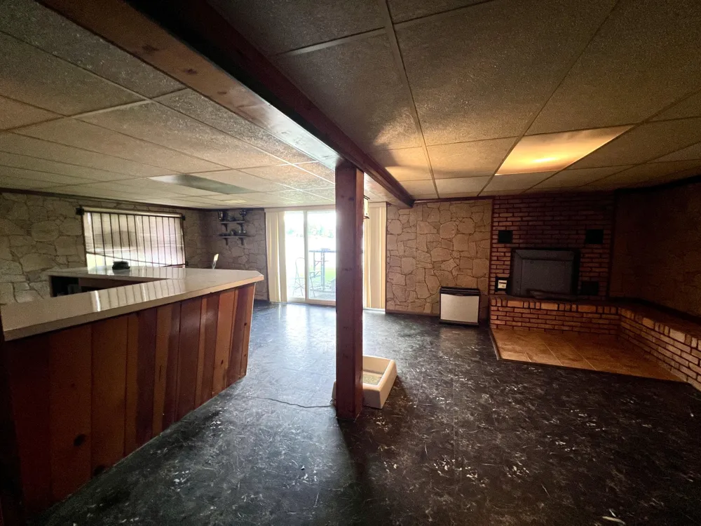 7832 E US Highway 10 Branch, MI 49402