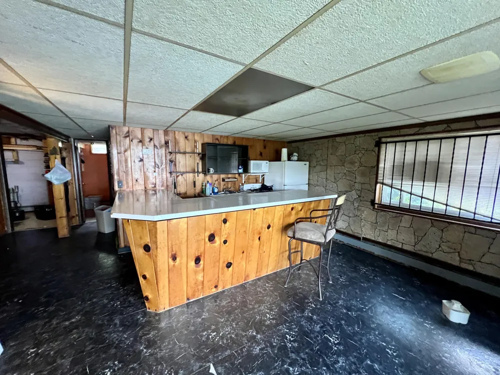 7832 E US Highway 10 Branch, MI 49402