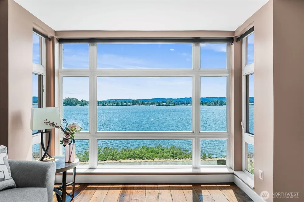 2015 SE Columbia River Drive #220 Vancouver, WA 98661
