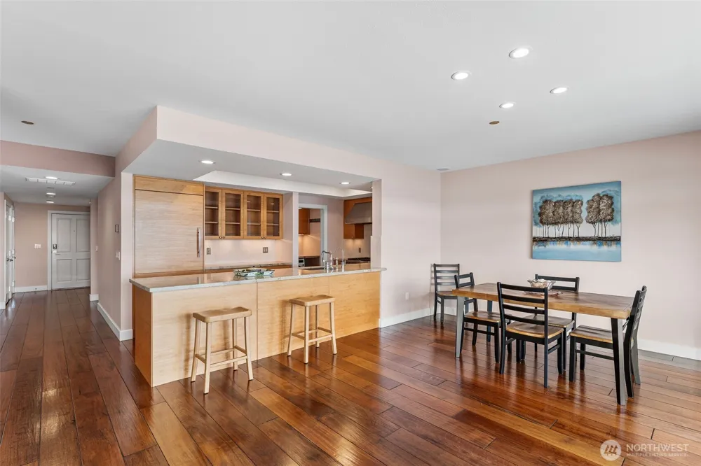 2015 SE Columbia River Drive #220 Vancouver, WA 98661