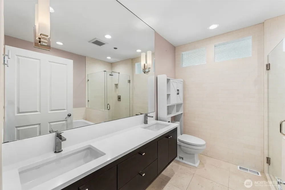 2015 SE Columbia River Drive #220 Vancouver, WA 98661