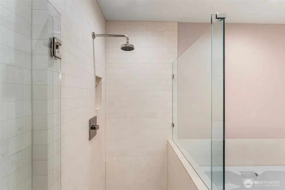 2015 SE Columbia River Drive #220 Vancouver, WA 98661