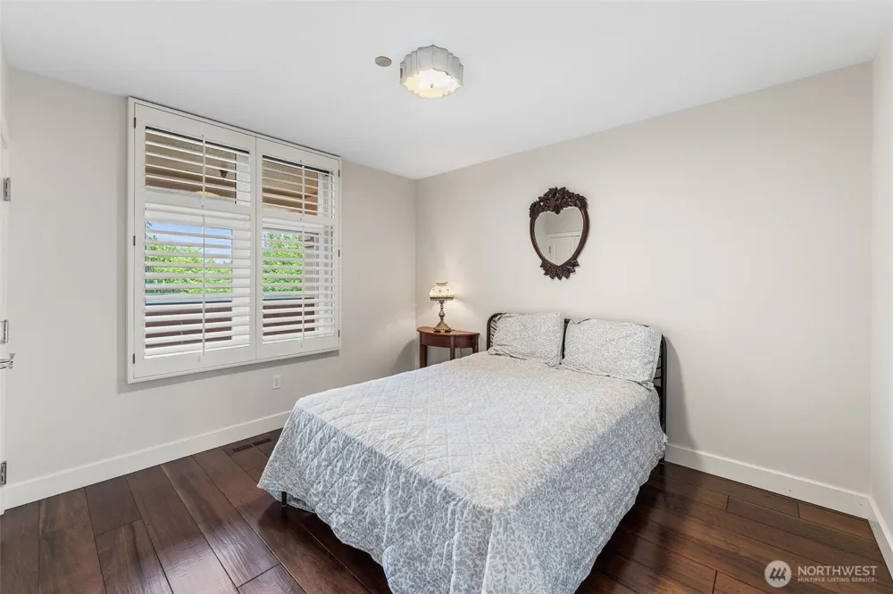2015 SE Columbia River Drive #220 Vancouver, WA 98661