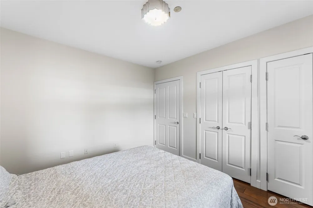 2015 SE Columbia River Drive #220 Vancouver, WA 98661