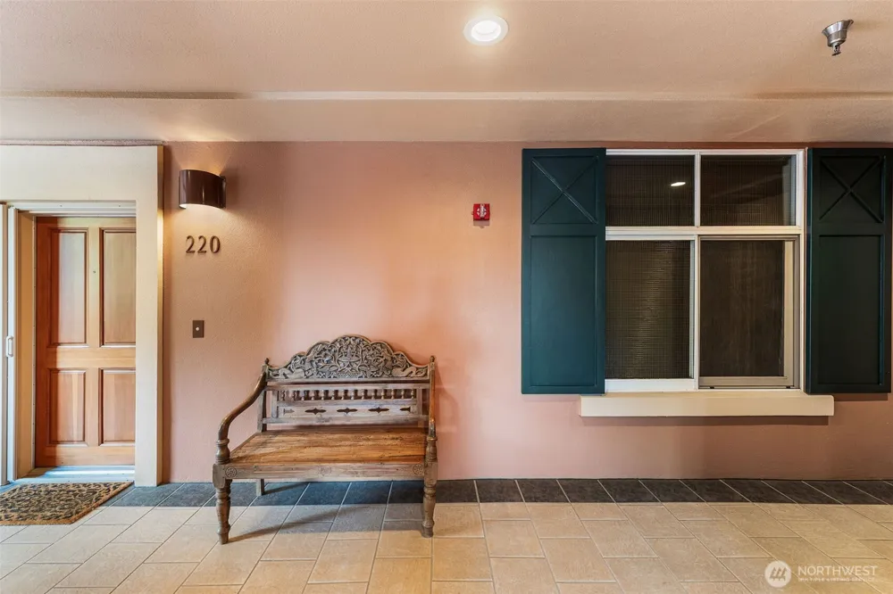 2015 SE Columbia River Drive #220 Vancouver, WA 98661