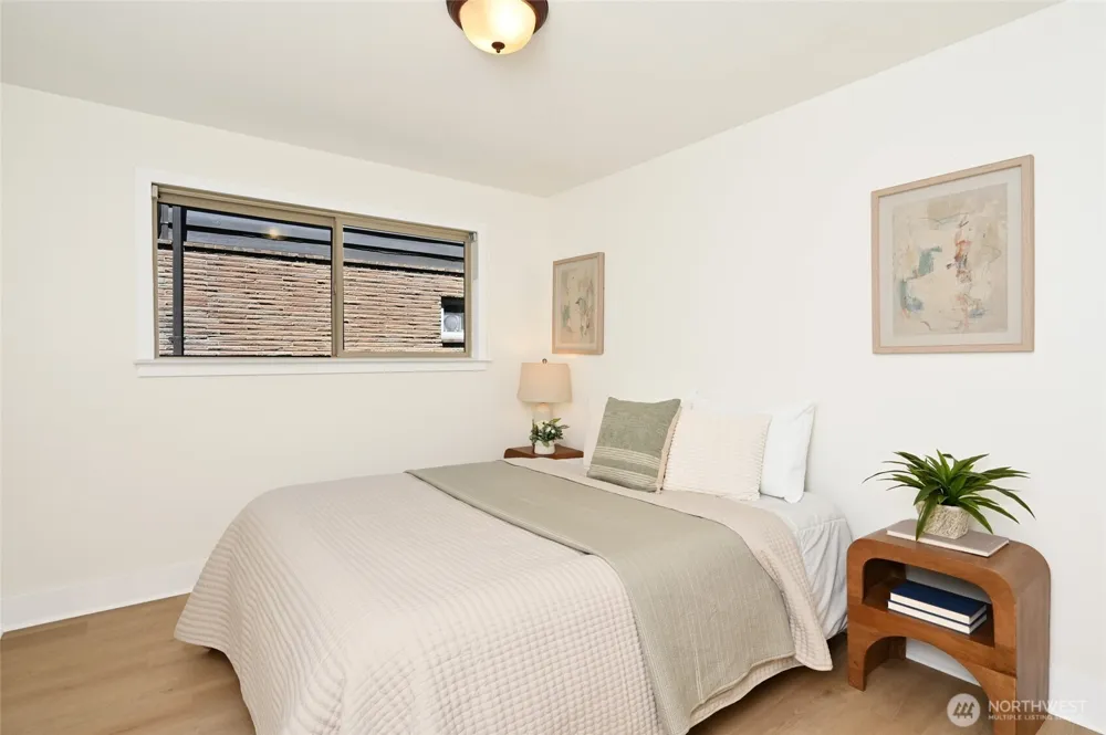 4219 Whitman Avenue #4 Seattle, WA 98103