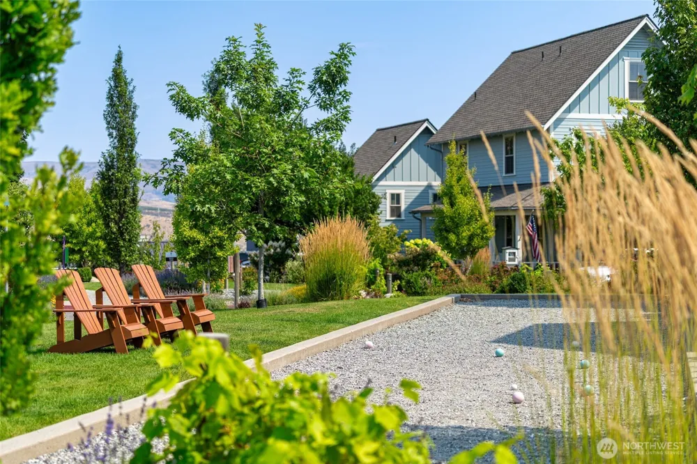1325 Dragonfly Court Chelan, WA 98816