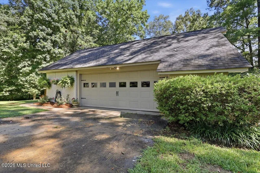 433 Church Street Florence, MS 39073