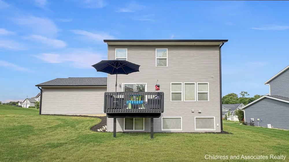 1551 Wales Road SE Lowell, MI 49331