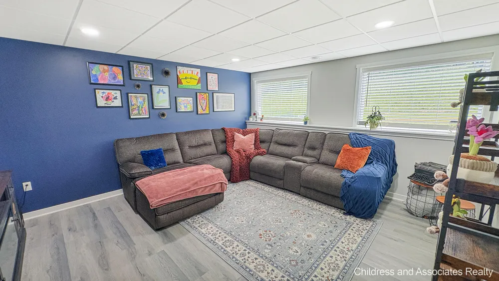 1551 Wales Road SE Lowell, MI 49331