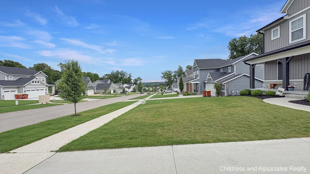 1551 Wales Road SE Lowell, MI 49331