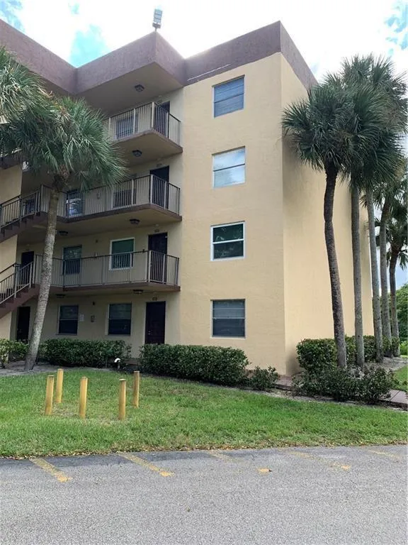 3101 NW 47th Terrace #335 Lauderdale Lakes, FL 33319
