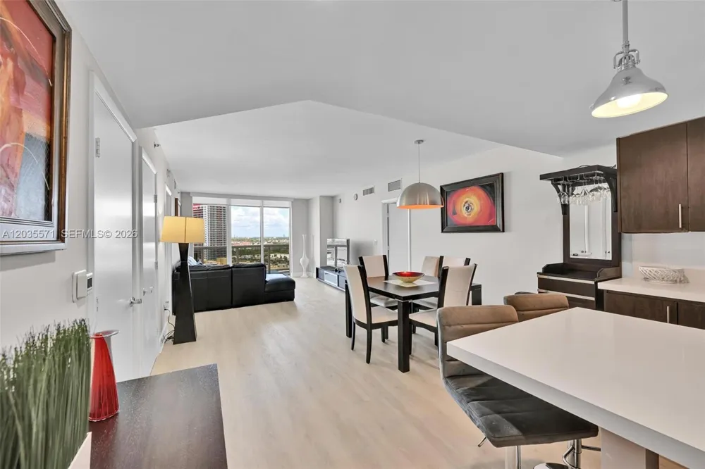 1850 S Ocean Dr #1907 Hallandale Beach, FL 33009