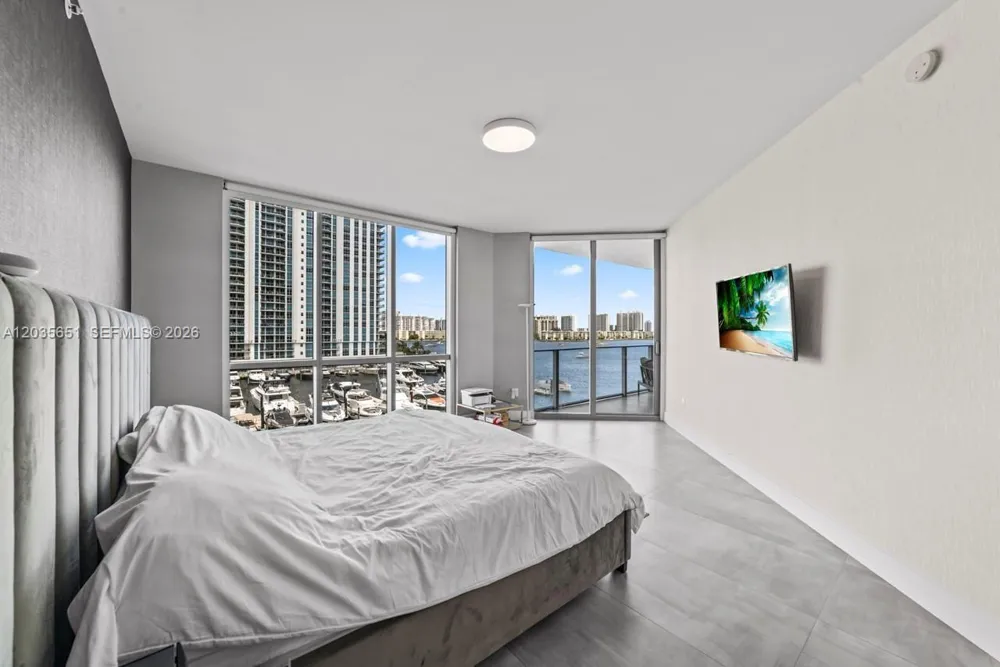 17111 Biscayne Blvd #503 North Miami Beach, FL 33160