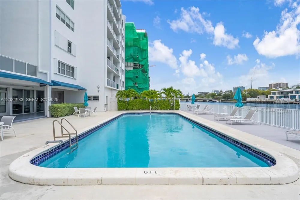 9381 E Bay Harbor Dr #504N Bay Harbor Islands, FL 33154