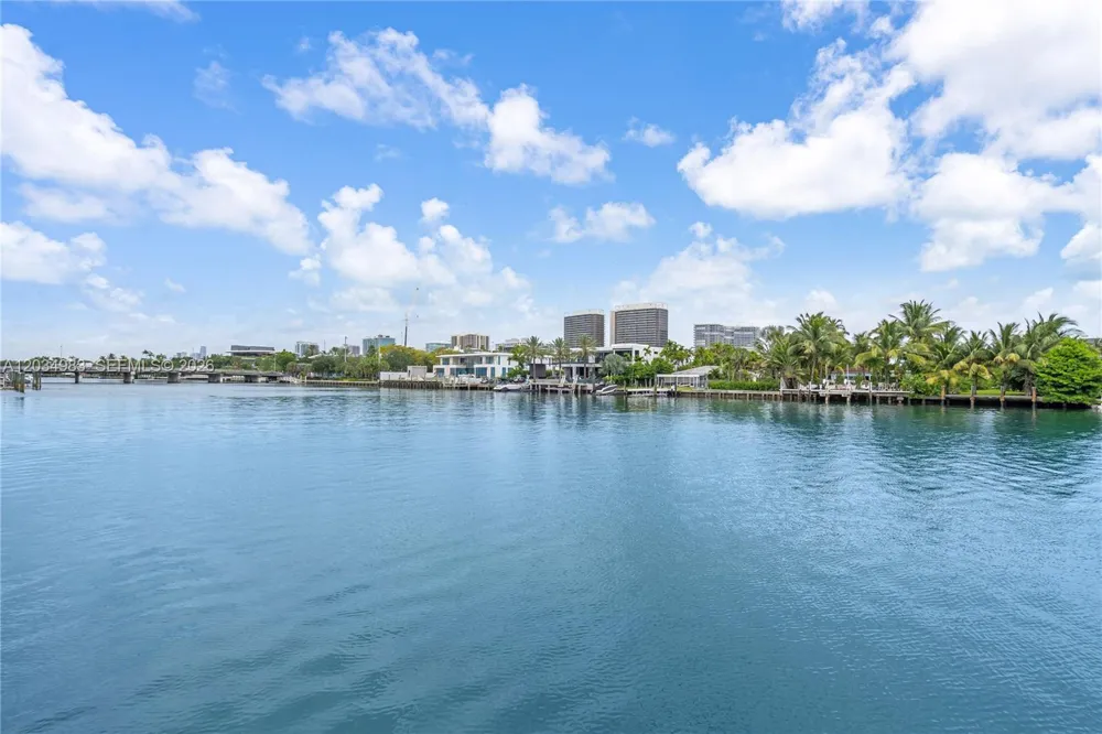 9381 E Bay Harbor Dr #504N Bay Harbor Islands, FL 33154