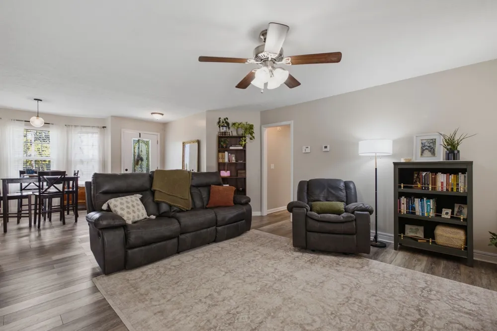 1024 Lynndale Dr Castalian Springs, TN 37031