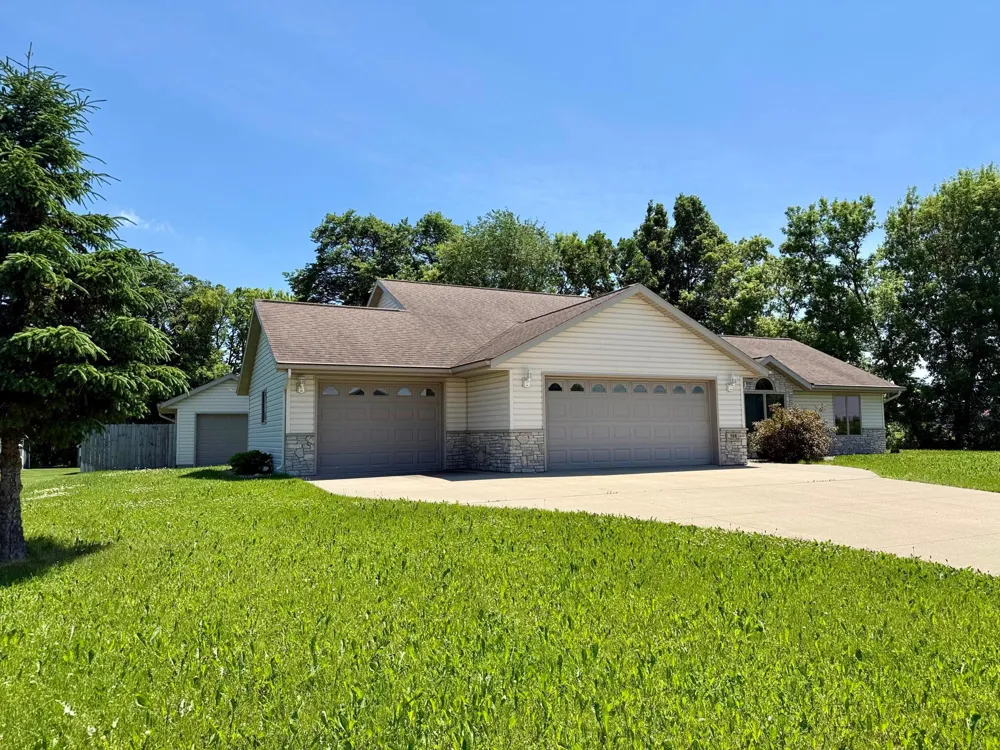 508 Prairie Lane Long Prairie, MN 56347