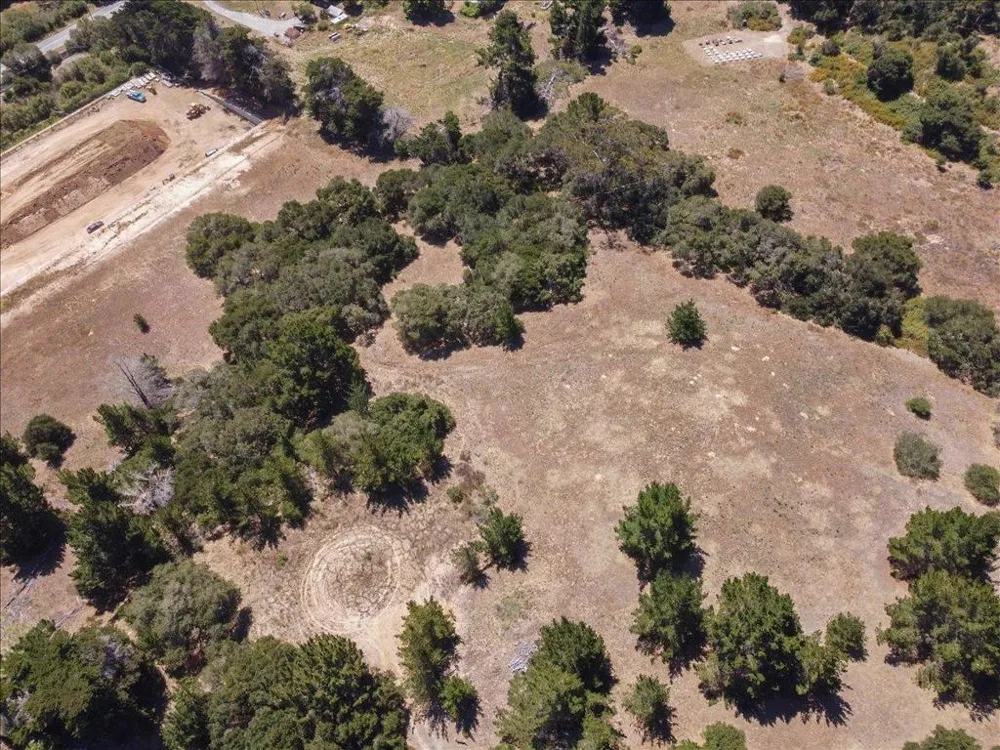 8741 Eagles Roost Road Salinas, CA 93907