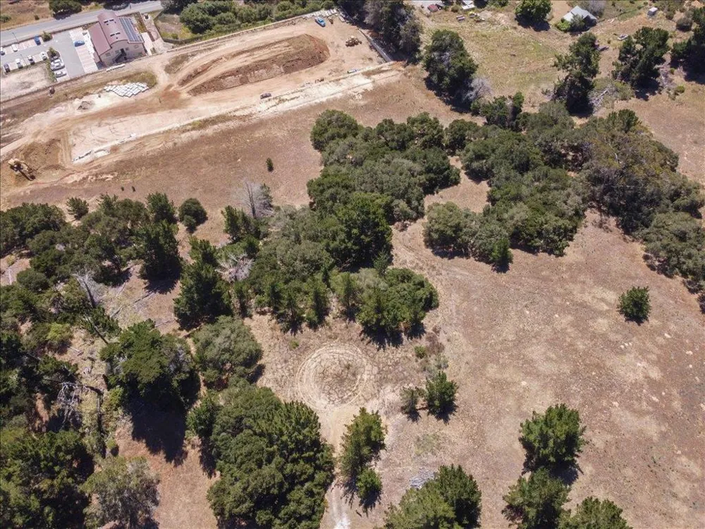 8741 Eagles Roost Road Salinas, CA 93907