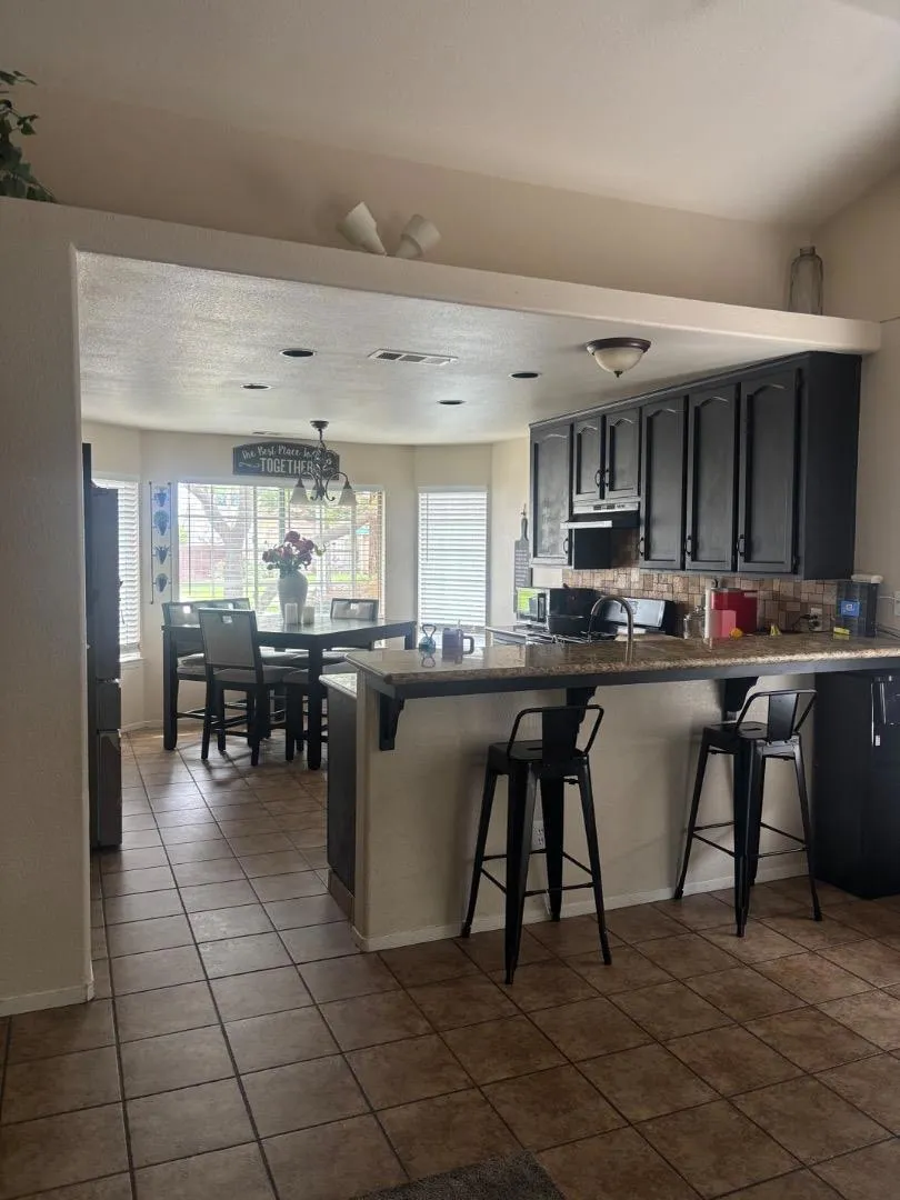 3816 E Acequia Avenue Visalia, CA 93292