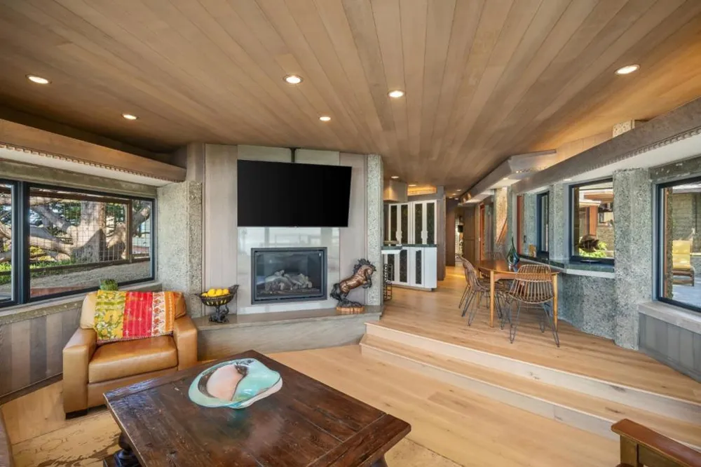 2431 Sherwood Drive Cambria, CA 93428