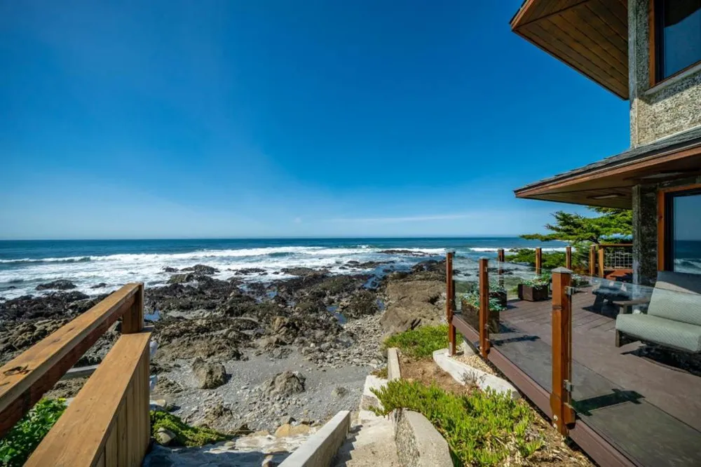 2431 Sherwood Drive Cambria, CA 93428