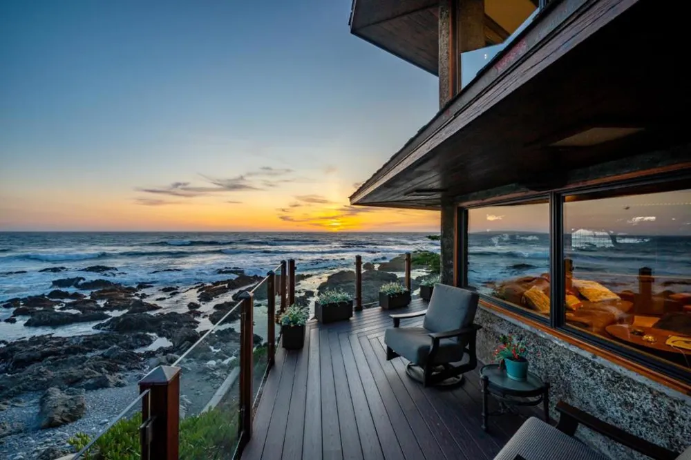 2431 Sherwood Drive Cambria, CA 93428