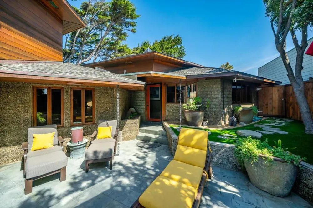 2431 Sherwood Drive Cambria, CA 93428