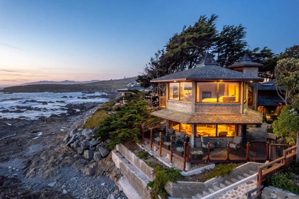 2431 Sherwood Drive Cambria, CA 93428