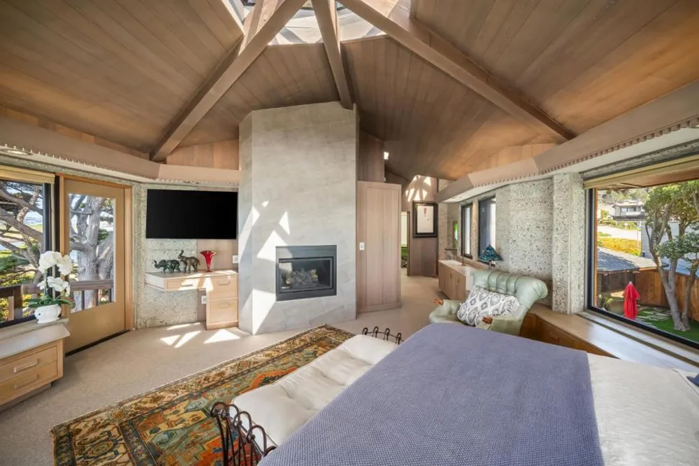 2431 Sherwood Drive Cambria, CA 93428
