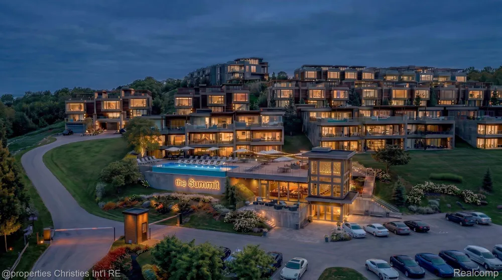 3575 Charlevoix Avenue #25 Resort Township, MI 49770